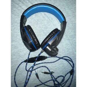 Gaming Headset with Comfortable Ear Padding and Adjustable Mic Tested  (USED)